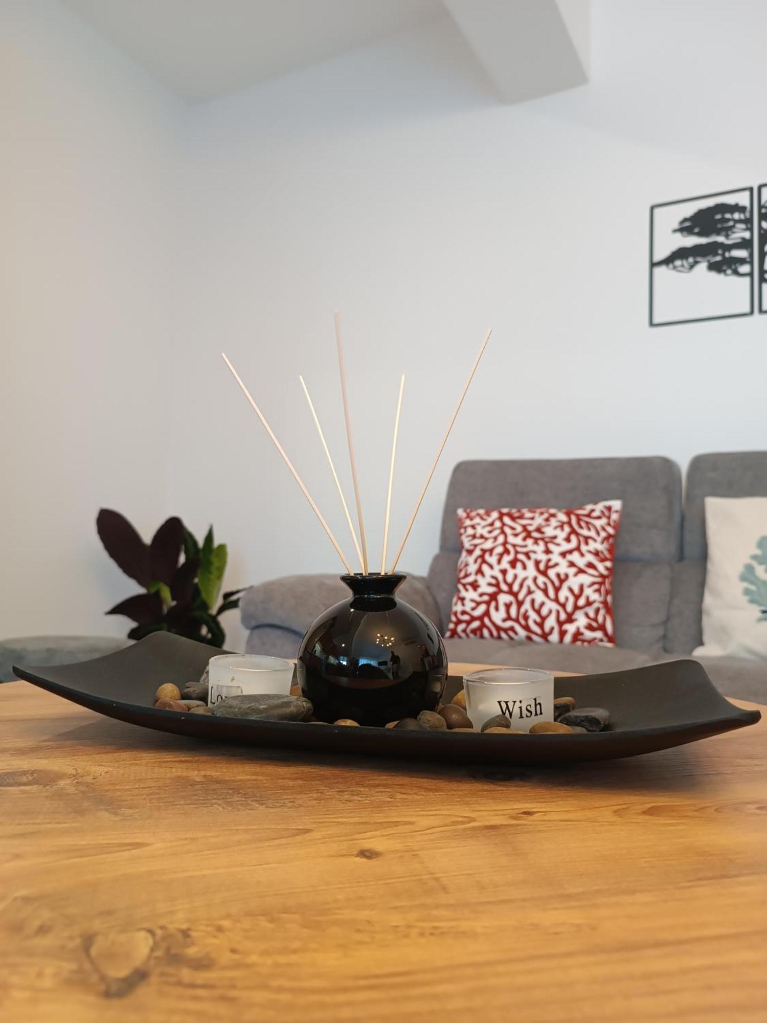 Seaside Breeze Apartment