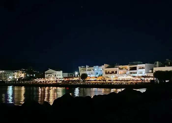 Seaside Breeze Apartment